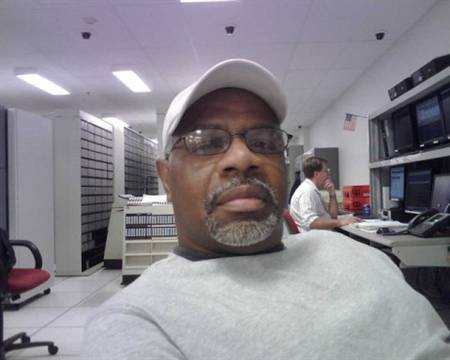 Date this foxy United States man John from Dallas DO300