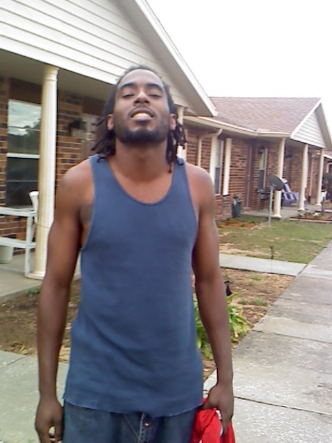 Date this voluptuous United States man Ross from Miami US929