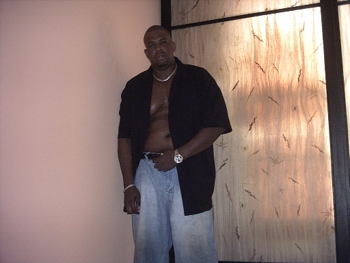 Date this good-looking United States man Bronzesmoo from New York US1067