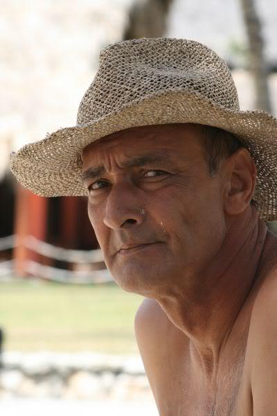 Date this voluptuous Dominican Republic man Uwe from La Romana DO452