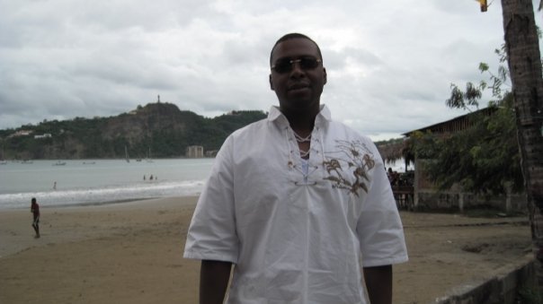 Date this young United States man Tony from Suffolk US1377