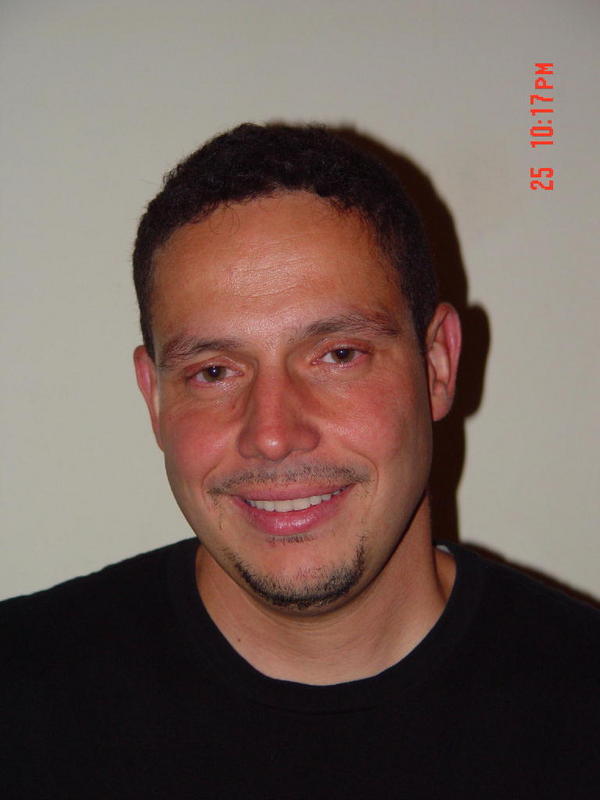 Date this funny United States man Onederfulone from Oakland US1527