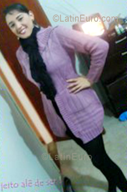 Date this fun Brazil girl Alessandra from Catalao BR800