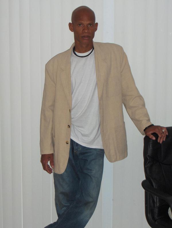 Date this hot United States man Bugzbunny from Hollywood US1724