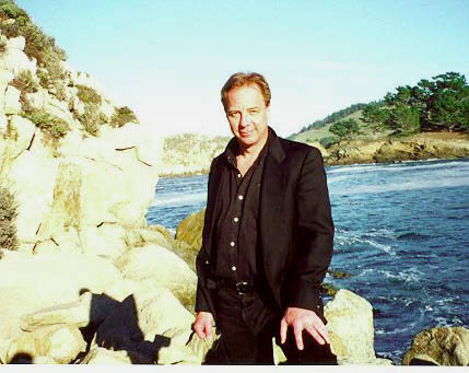 Date this georgeous United States man Christopher from Santa Barbara US1727