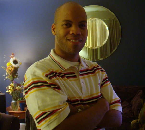 Date this good-looking United States man Aaron from Detroit US1743