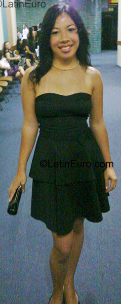 Date this happy Brazil girl Sara from Salvador BR853