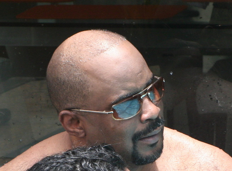 Date this passionate United States man Kenny from Philadelphia US2033