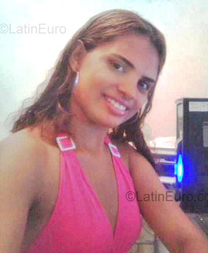 Date this lovely Brazil girl Drielly Sabrina from Recife BR955