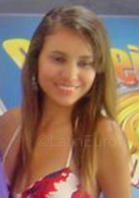 Date this stunning Brazil girl Jessica from Marica BR998