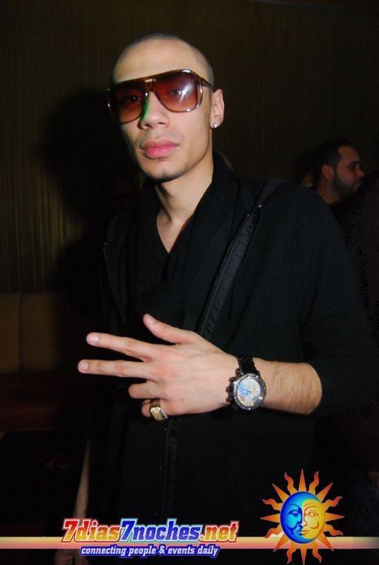 Date this sensual United States man Elhuesopati from New York City US2428