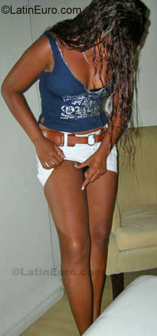 Date this attractive Brazil girl Tania from Sao Goncalo BR1078