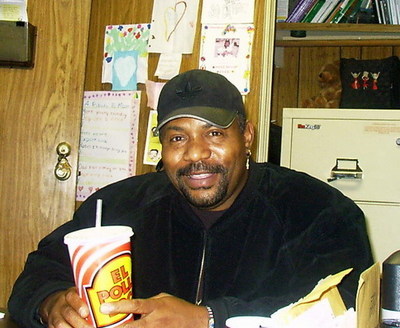 Date this georgeous United States man JACKIE from LOS ANGELES BR1138