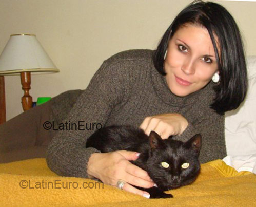 Date this young Brazil girl Samantha from Canoas BR1142