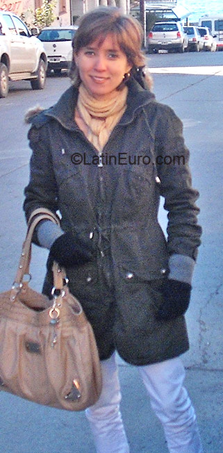 Date this good-looking Brazil girl Kelly from Fortaleza BR1156