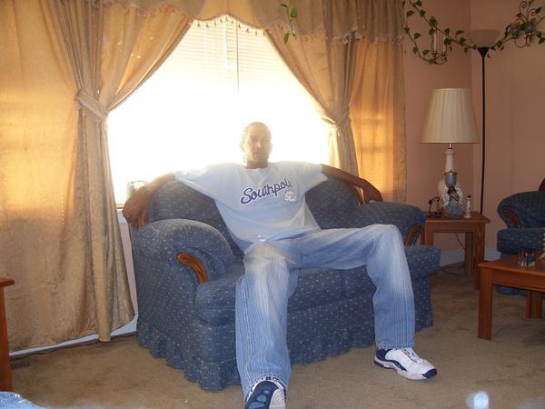 Date this hot United States man Redbone1800 from Burlington US2638