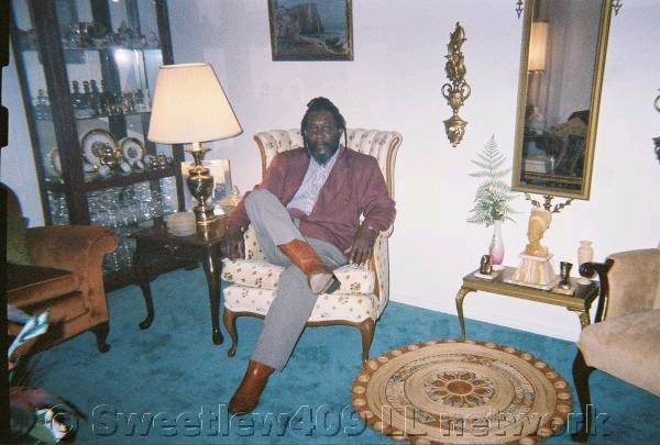 Date this sultry United States man Byron from Riverdale US2799