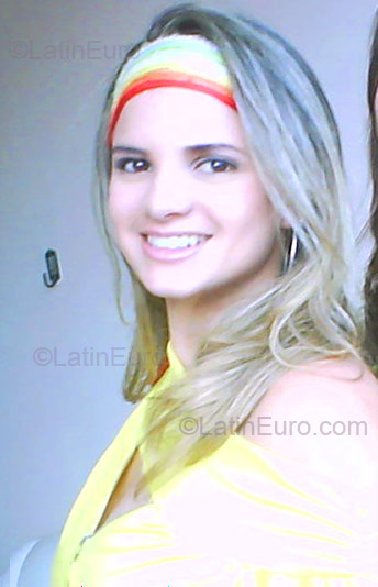 Date this happy Brazil girl Natalia from Joao Pessoa BR1250