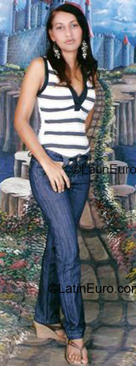 Date this fun Colombia girl Carolina from Fundacion CO993