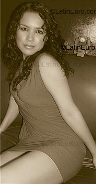 Date this sensual Mexico girl Candelaria Lizbeth from Nogales MX66