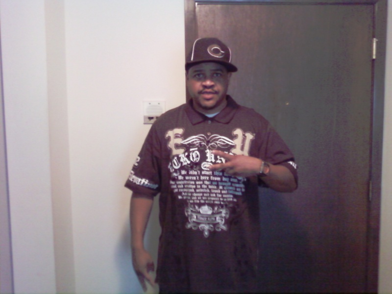 Date this sultry United States man CLUBSWEAT from Chicago US2945