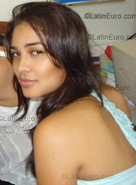 Date this georgeous Brazil girl Bernadte from Alta Floresta D Oeste BR1321