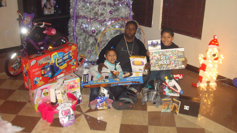 Date this hot United States man Mateo from Los Angeles US3302