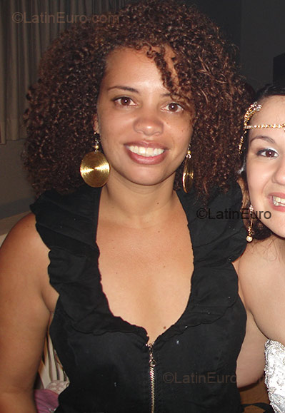 Date this hot Brazil girl Patricia from Sao Paulo BR1487