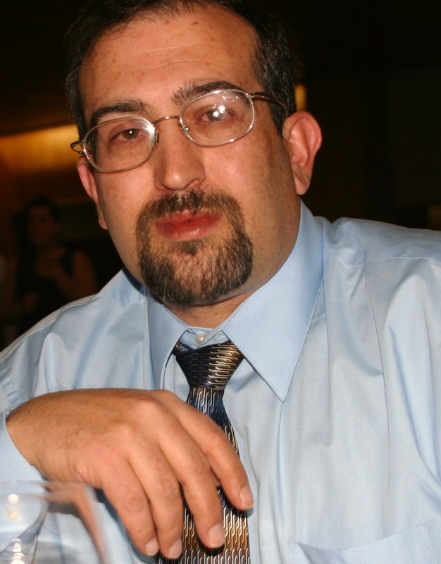 Date this good-looking United States man Emilio from Harrison DO1386