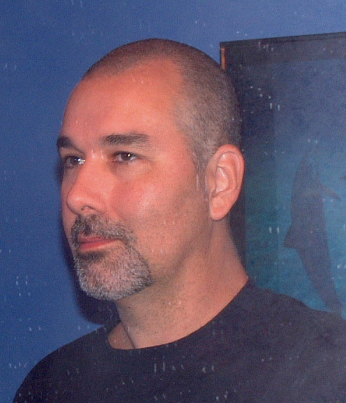 Date this georgeous United States man VIErik from Navarre US4004