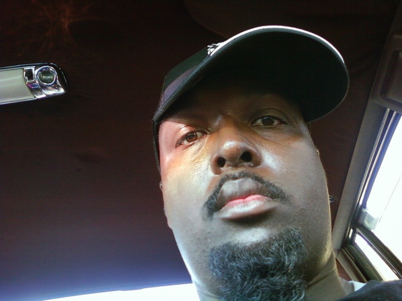 Date this attractive United States man BIGGGPOPPI from Dayton US4064