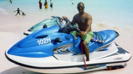 Date this delightful United States man Mrparadox from Boston US4125