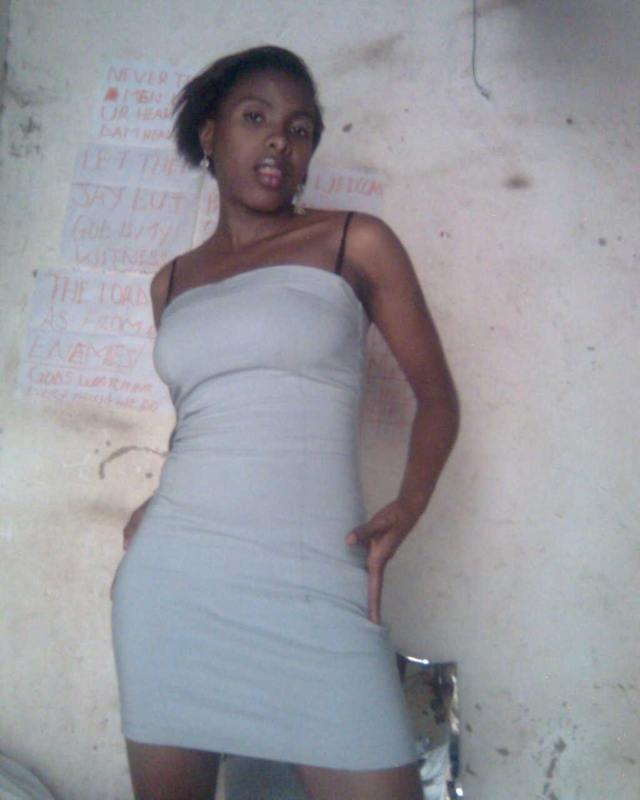 Date this hard body Uganda girl Komwaka from Kampala UG16