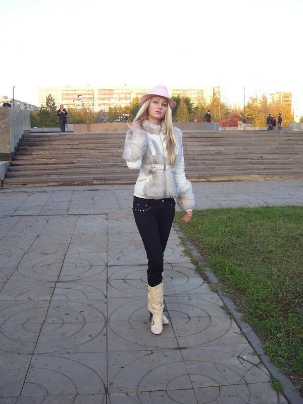 Date this happy Australia girl Jessica from Perth AU84