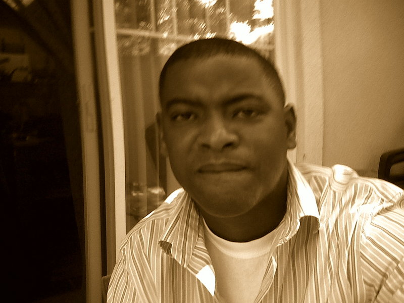 Date this pretty United States man Mike from san diego US4424