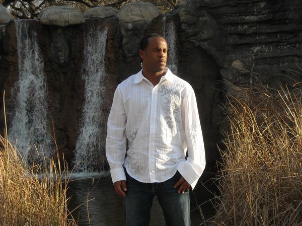 Date this nice looking United States man Xavier from Half Moon Bay US4633