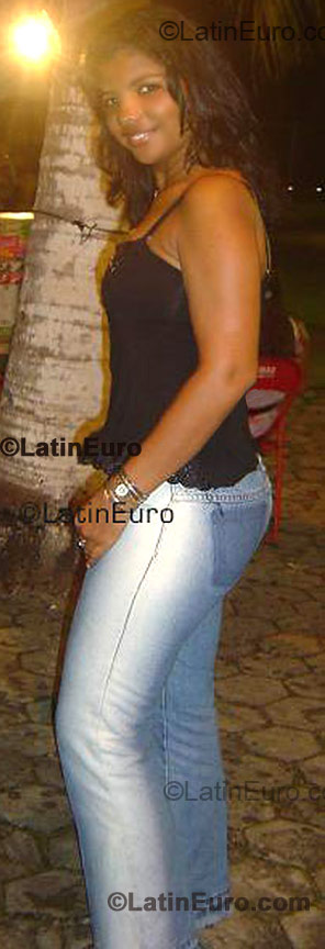 Date this tall Brazil girl Vany from Imperatriz BR1959