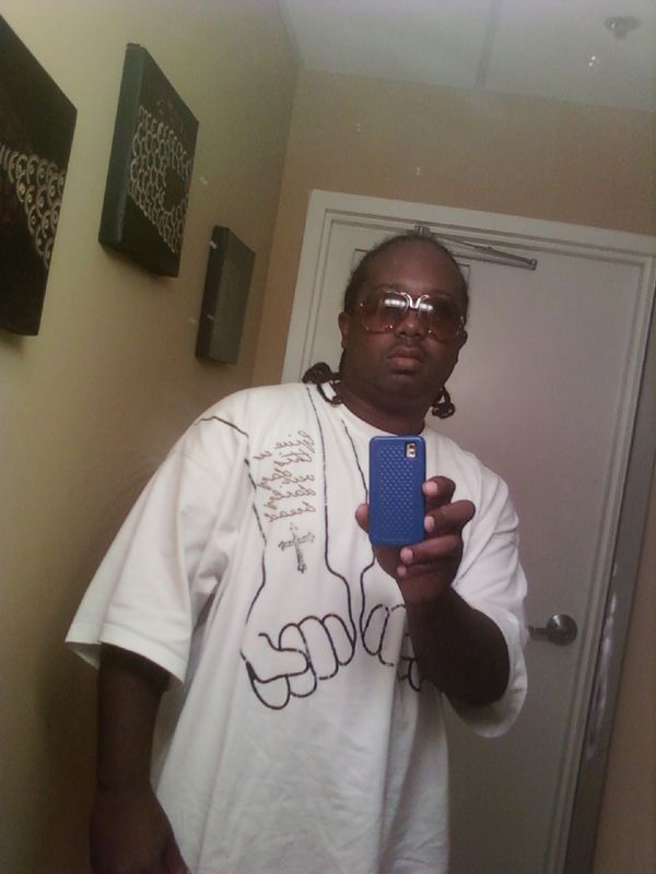 Date this stunning United States man Mr305s from Miami US4687