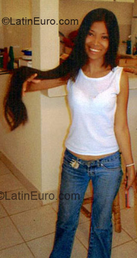 Date this happy Honduras girl Martha Lidia from Comayagua HN32