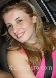 Date this funny Brazil girl Dayana from Sao Paulo BR2001