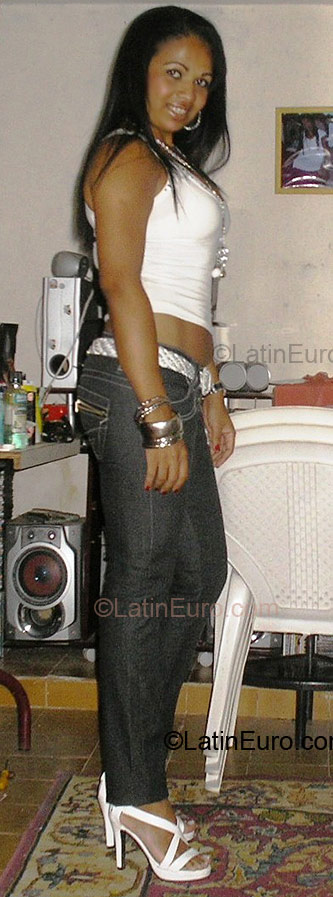 Date this tall Brazil girl Jeanne from Natal BR2057