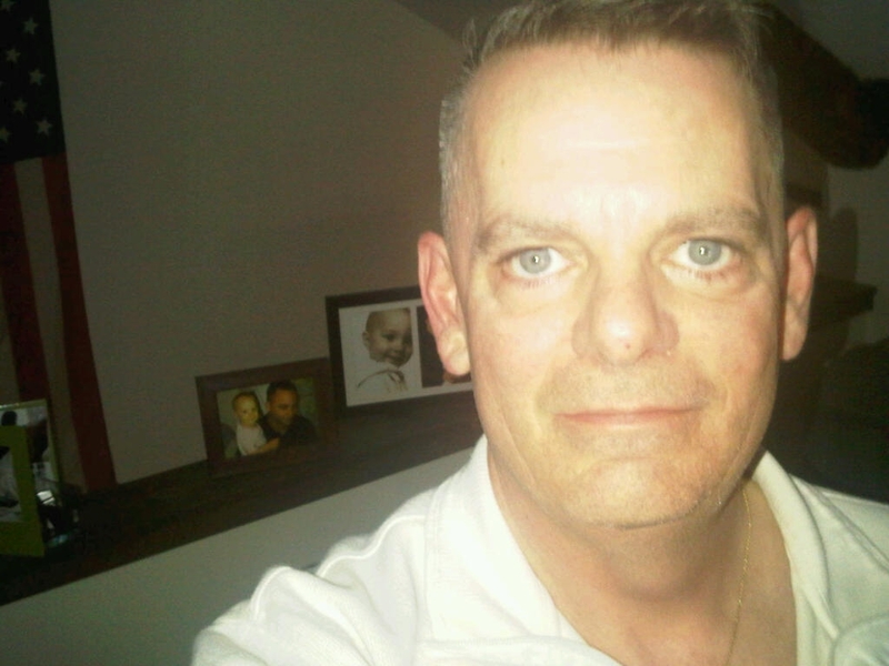 Date this hot United States man Elizaspoppi from Townsend US5005