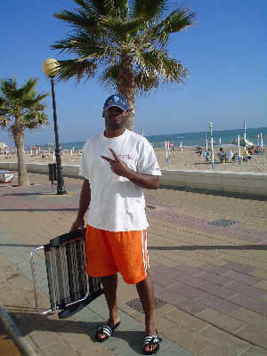 Date this young United States man Eleazar-75 from Hartford US5252