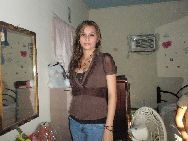 Date this passionate Honduras girl Claudia from San Pedro Sula HN56