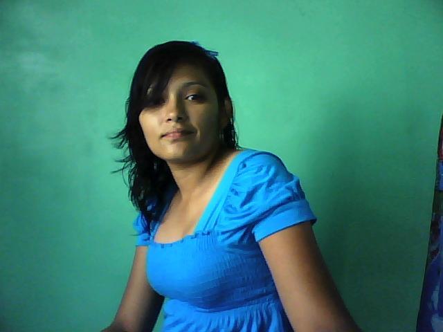 Date this happy Honduras girl Kenia from El Progreso HN99