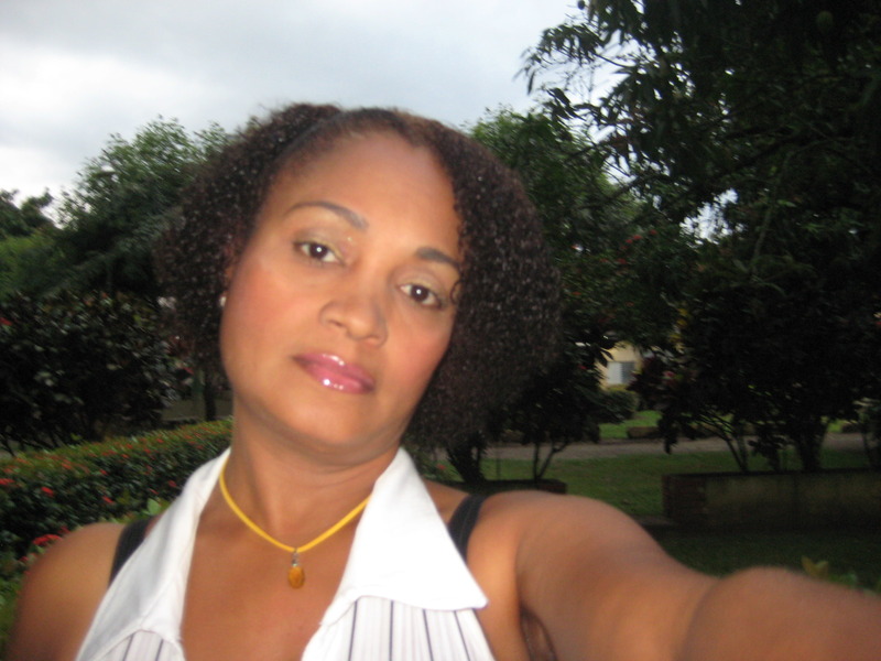 Date this pretty Dominican Republic girl Rosalinda from Bonao DO3471