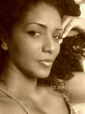 Date this gorgeous Brazil girl Renata from Duque De Caxias BR2413