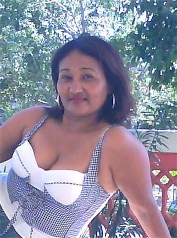 Date this tall Dominican Republic girl Ruby.2607 from La Romana DO3544