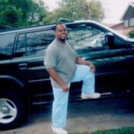 Date this foxy United States man EDGAR from Dallas US5740