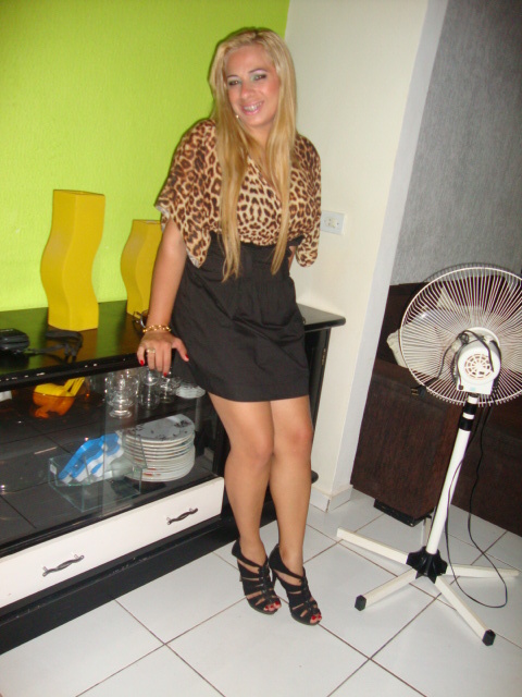 Date this voluptuous Brazil girl Vivian2626 from Imperatriz BR2706